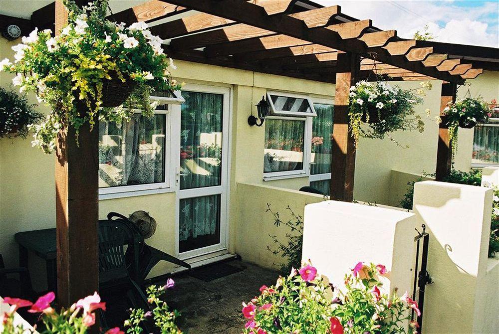 Crossways & Sea View Holiday Apartments Torquay Ngoại thất bức ảnh