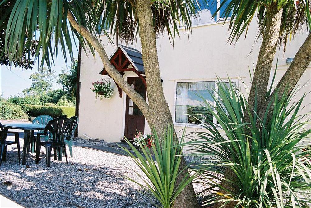 Crossways & Sea View Holiday Apartments Torquay Ngoại thất bức ảnh