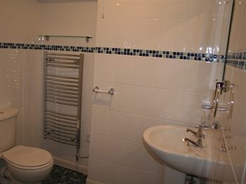 Crossways & Sea View Holiday Apartments Torquay Ngoại thất bức ảnh