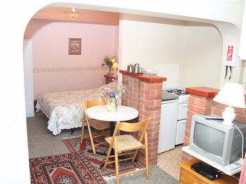Crossways & Sea View Holiday Apartments Torquay Ngoại thất bức ảnh